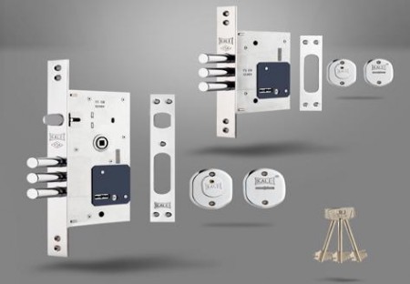 cerradura KALE tres pasadores, picaporte automatico, manijones y llaves de bandera